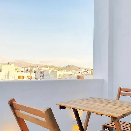 Close To The Beach Luxurious 2 Bedroom With Balcony - Esencia Naxian