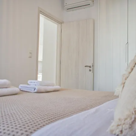 Close To The Beach Luxurious 2 Bedroom With Balcony - Esencia Naxian